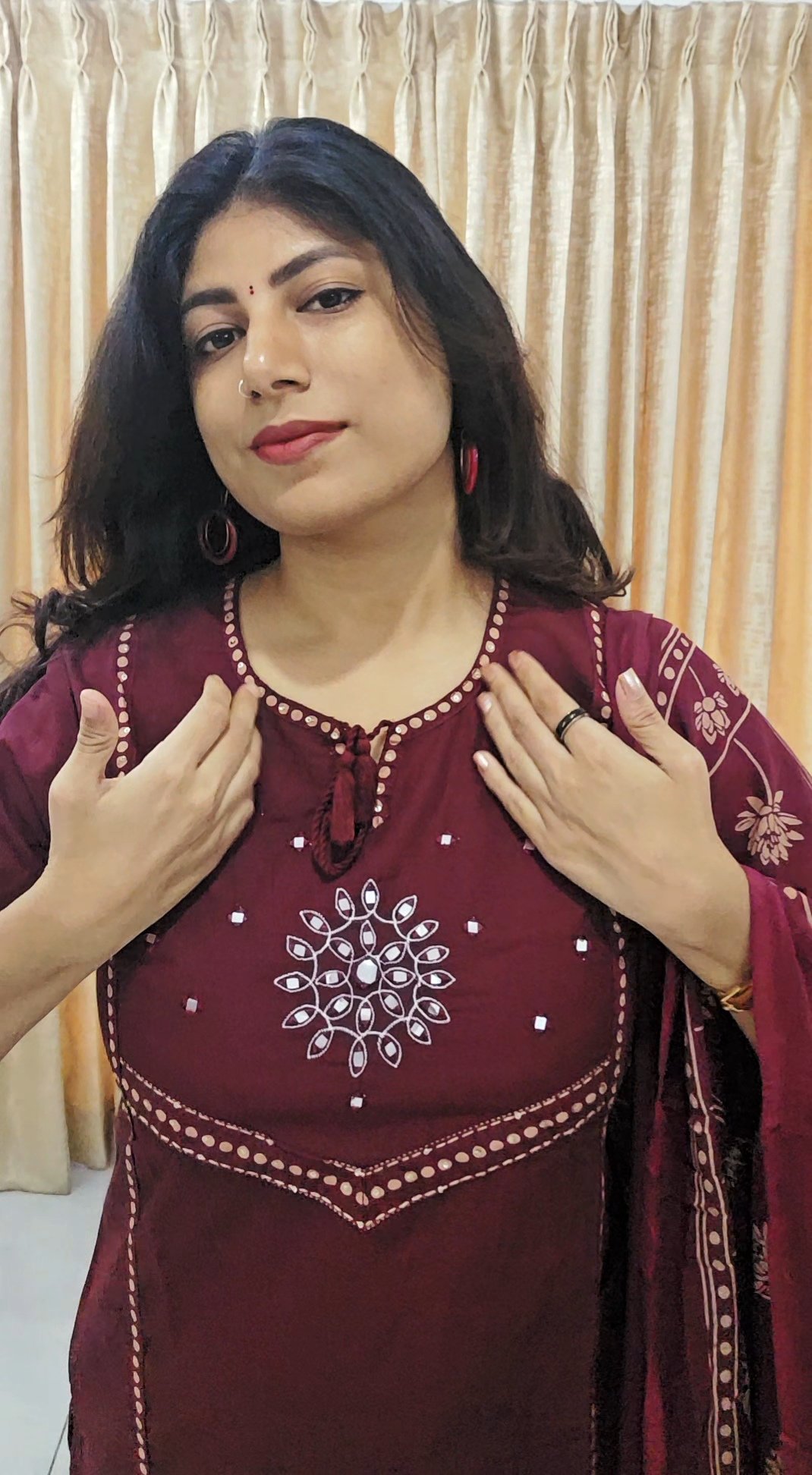 Pure Cotton Kurta Pant Set with Contrast Dupatta - Image 3
