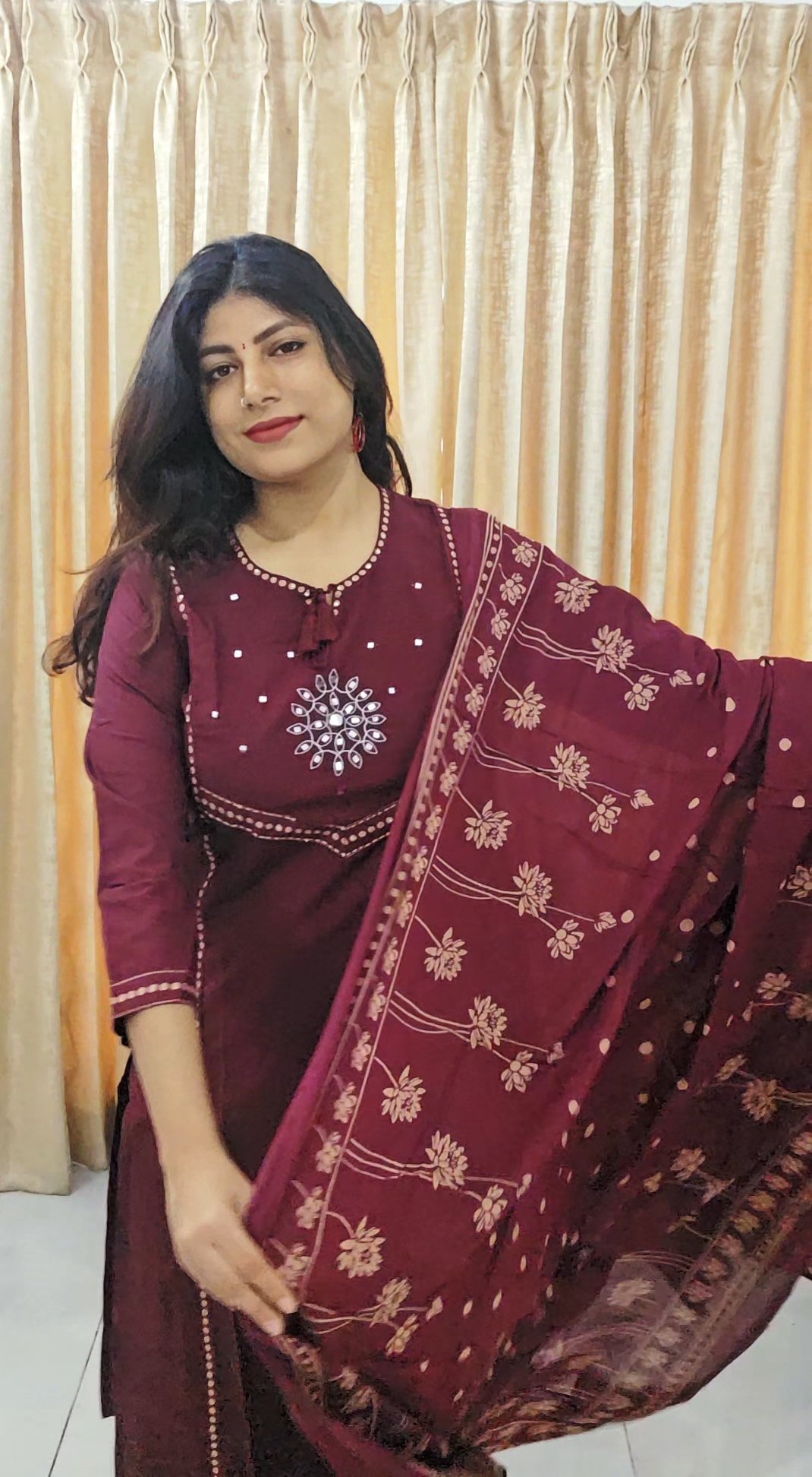 Pure Cotton Kurta Pant Set with Contrast Dupatta - Image 6